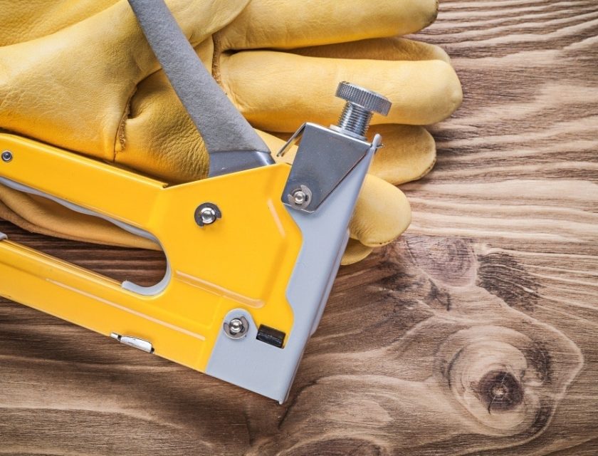 hammer tacker vs staple gun